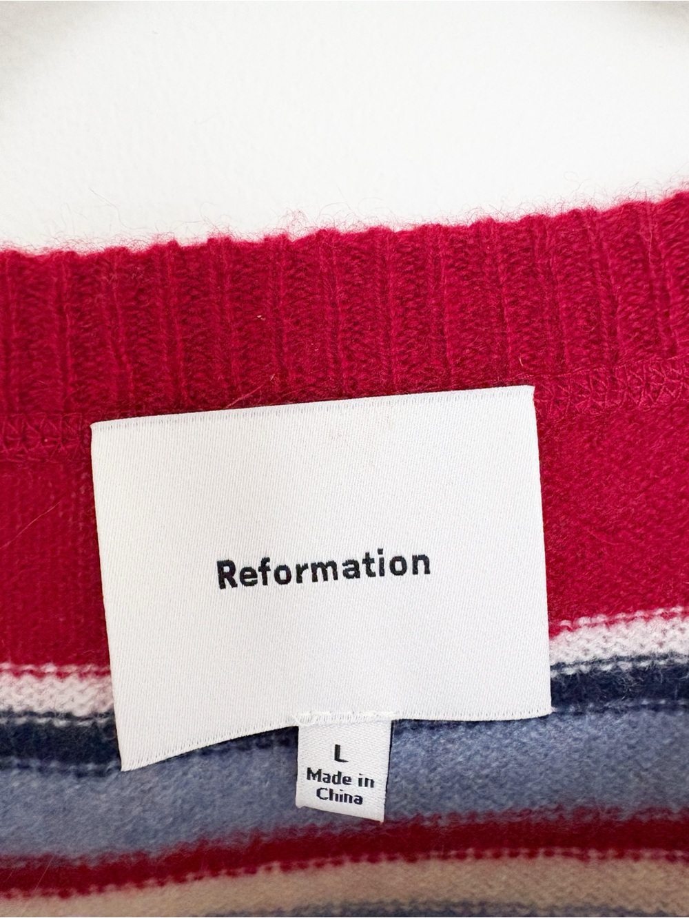 Reformation Cashmere Boyfriend Sweater
Crimson Multi Stripe Large - Picture 5 of 6